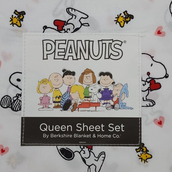 Peanuts Snoopy Woodstock Queen Sheet Set Berkshire Hearts Valentines Anniversary - Picture 4 of 8